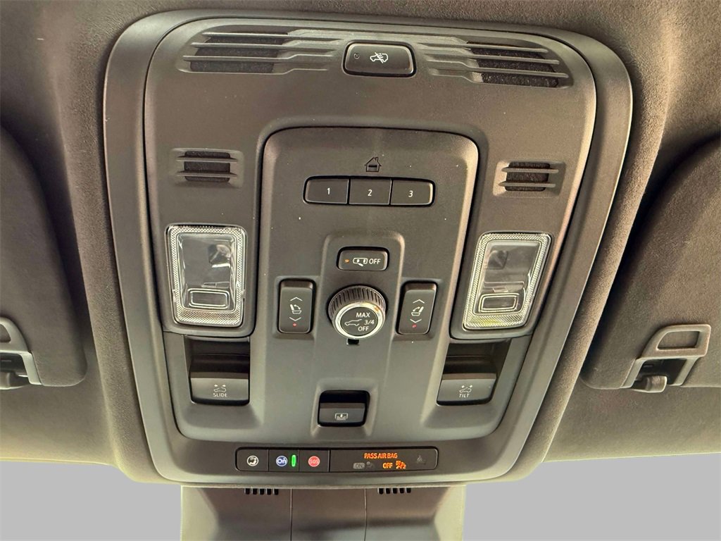Used 2023 Cadillac Escalade V image 29