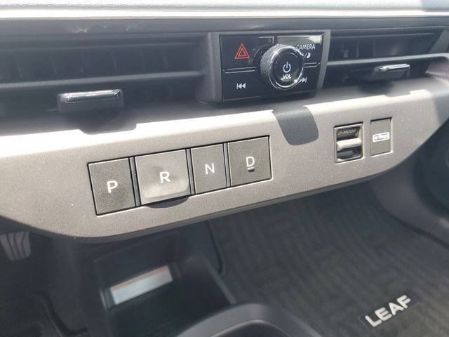 New 2026 Nissan Leaf SV+ FWD image 15