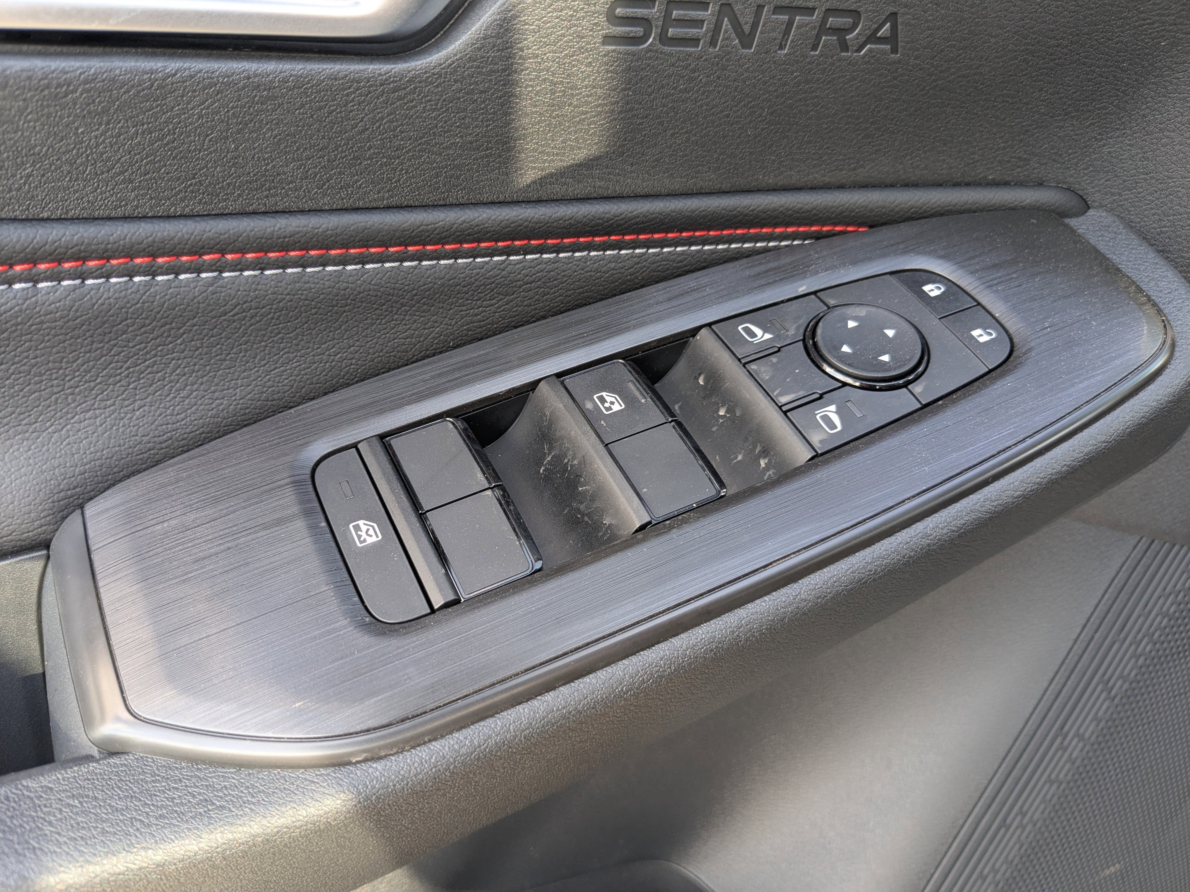New 2026 Nissan Sentra SR FWD image 20
