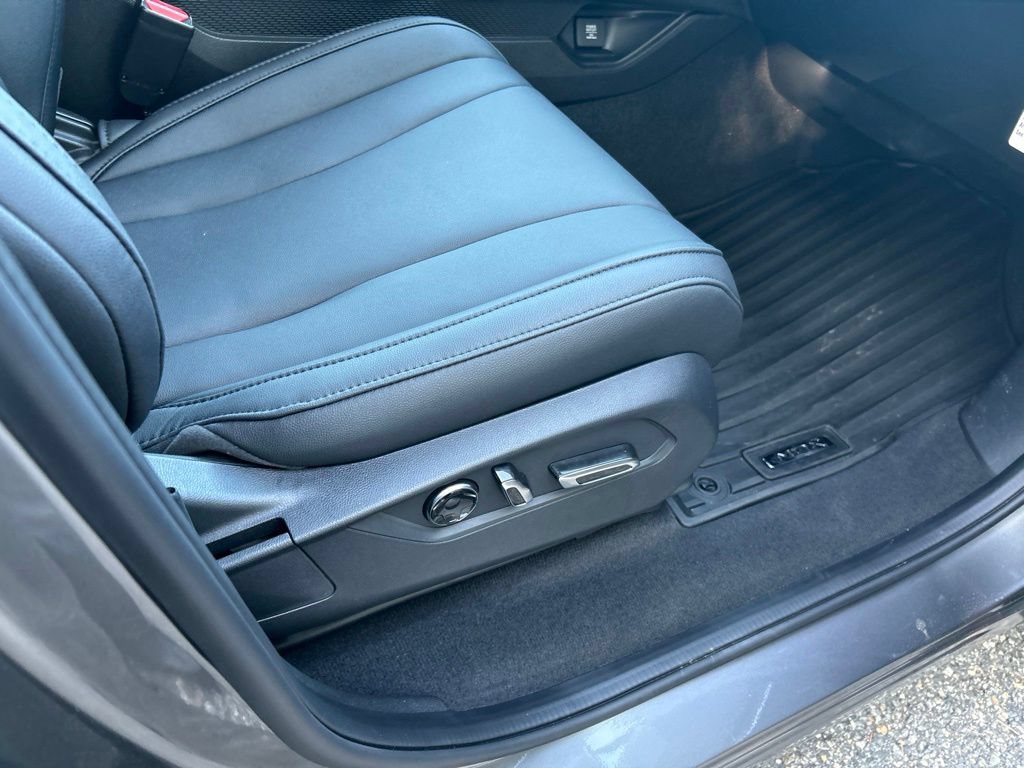 Certified 2026 Acura MDX SH-AWD image 25