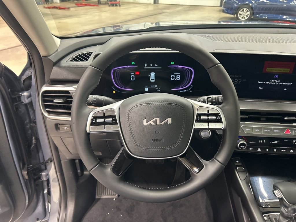 New 2025 Kia Telluride S image 13