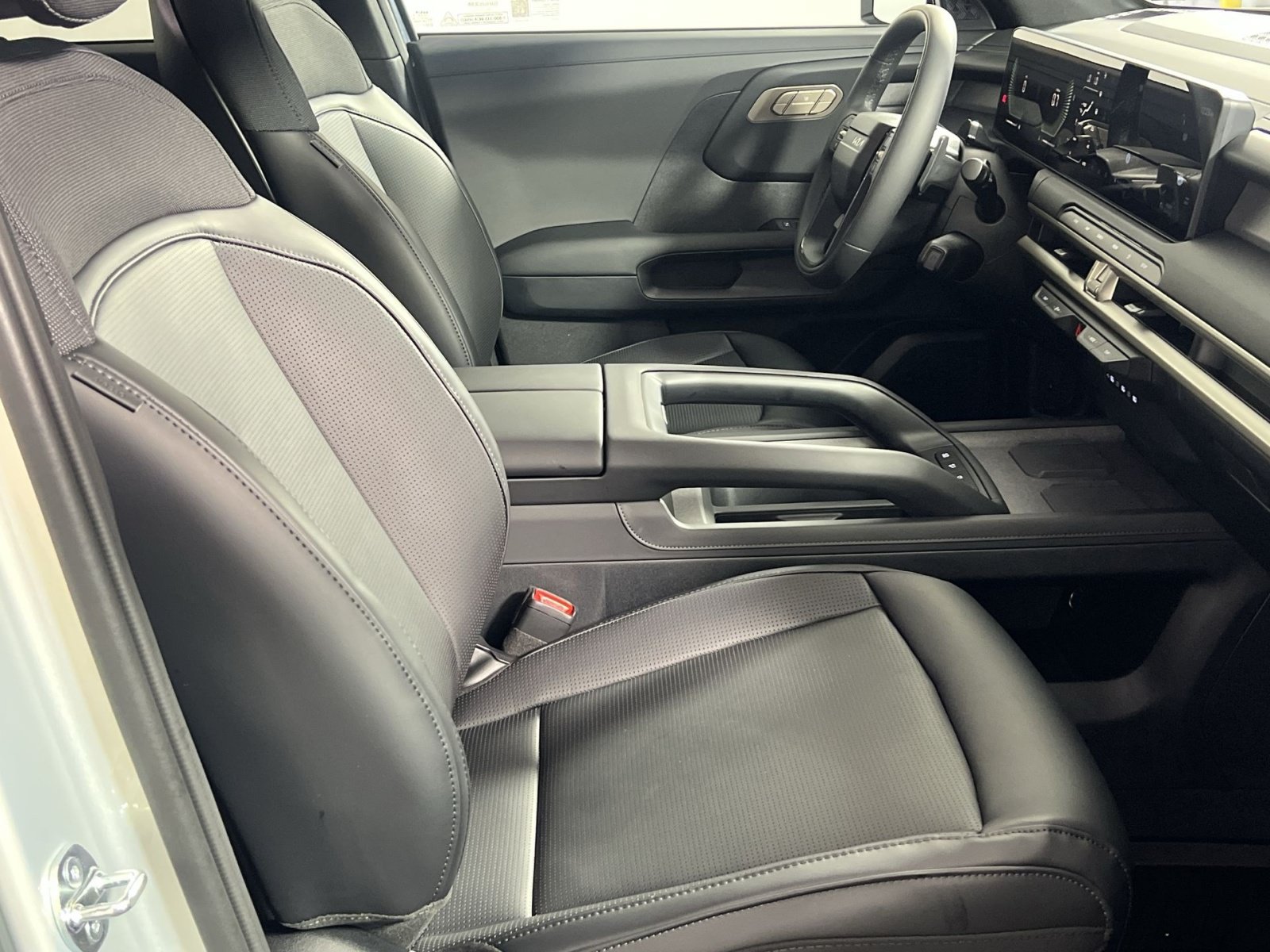 Used 2027 Kia Telluride S FWD image 29