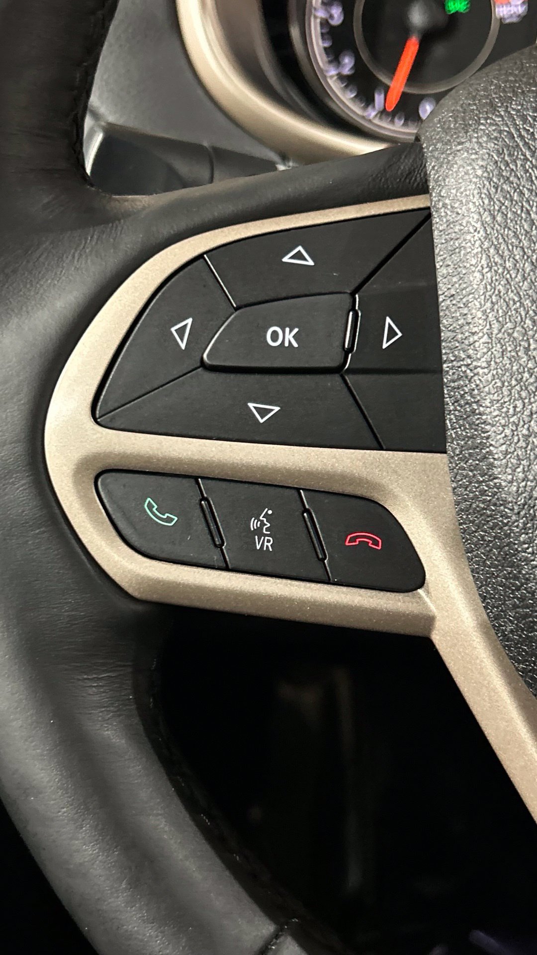 Used 2017 Jeep Cherokee High Altitude AWD/4WD image 65