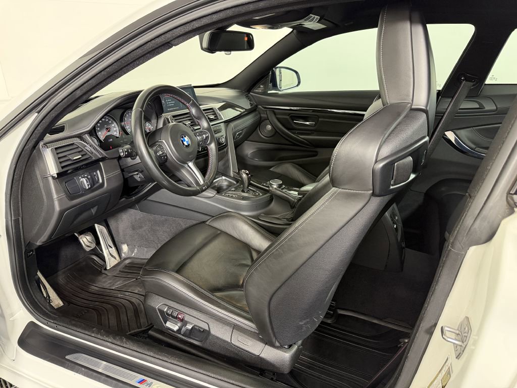 Used 2016 BMW M4 Coupe image 15