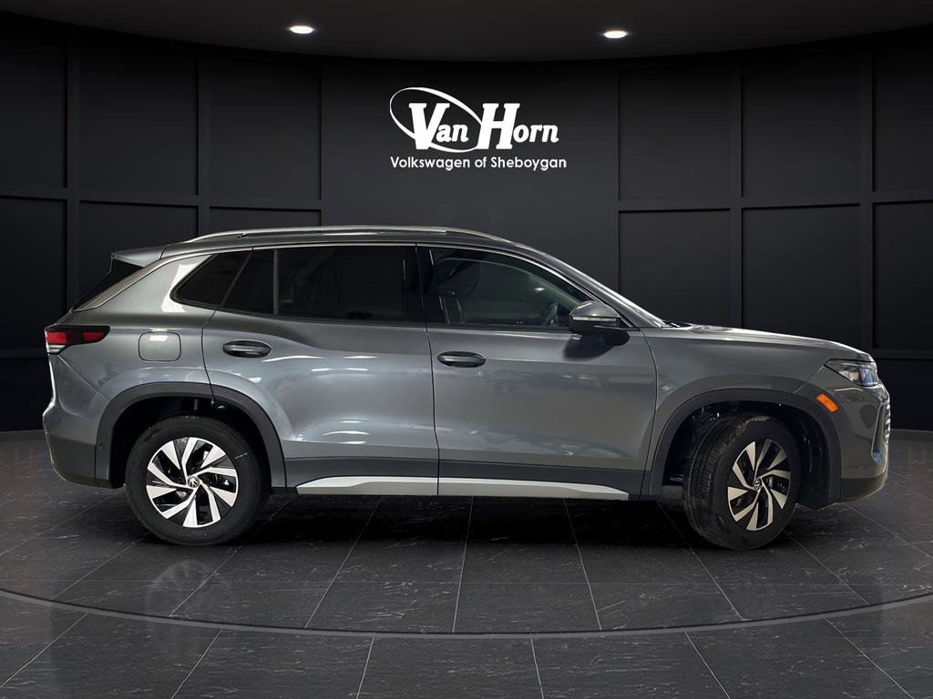 New 2026 Volkswagen Tiguan S FWD image 8