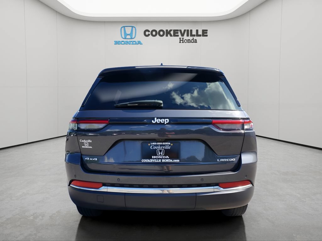 Used 2024 Jeep Grand Cherokee Laredo AWD/4WD image 6