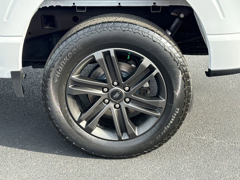 Certified 2022 Ford F150 XLT w/ Equipment Group 302A High image 19