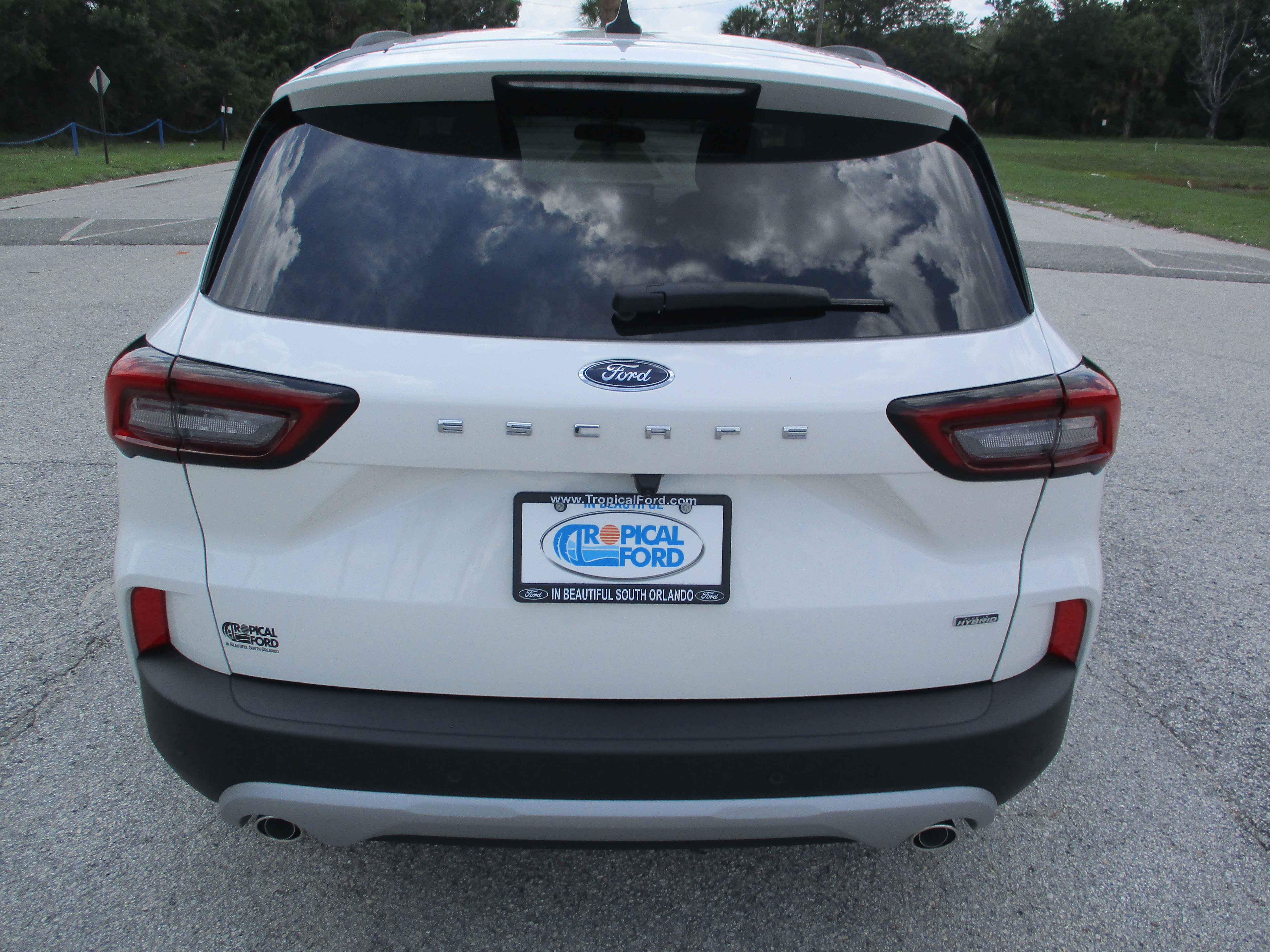 Used 2025 Ford Escape SE FWD image 6