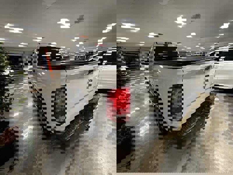 Used 2018 RAM 1500 HFE image 5