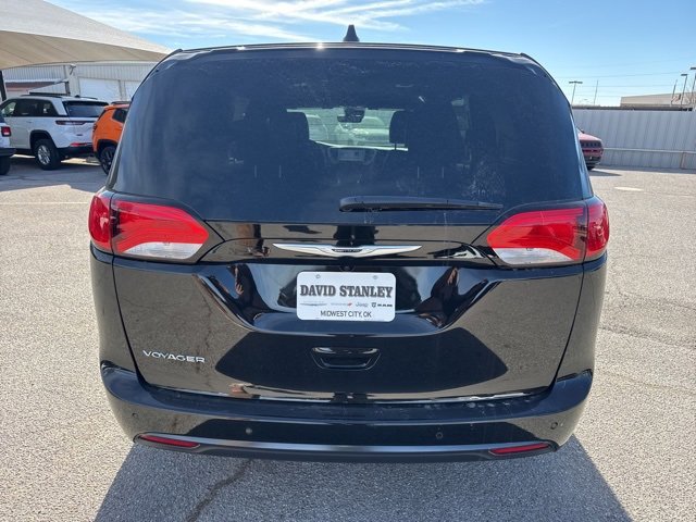 New 2026 Chrysler Voyager LX image 5