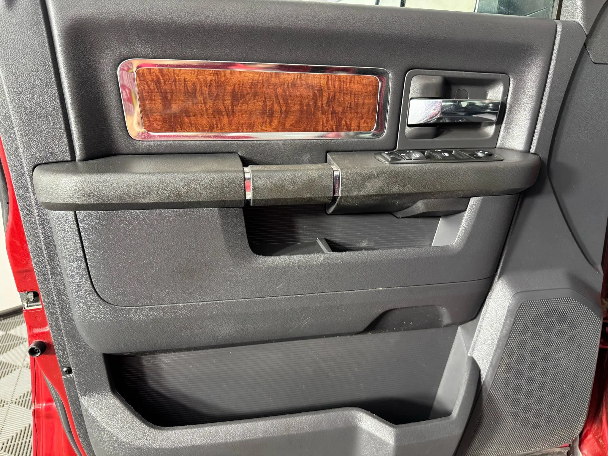 Used 2010 Dodge Ram 3500 Truck Laramie w/ Protection Group AWD/4WD image 39
