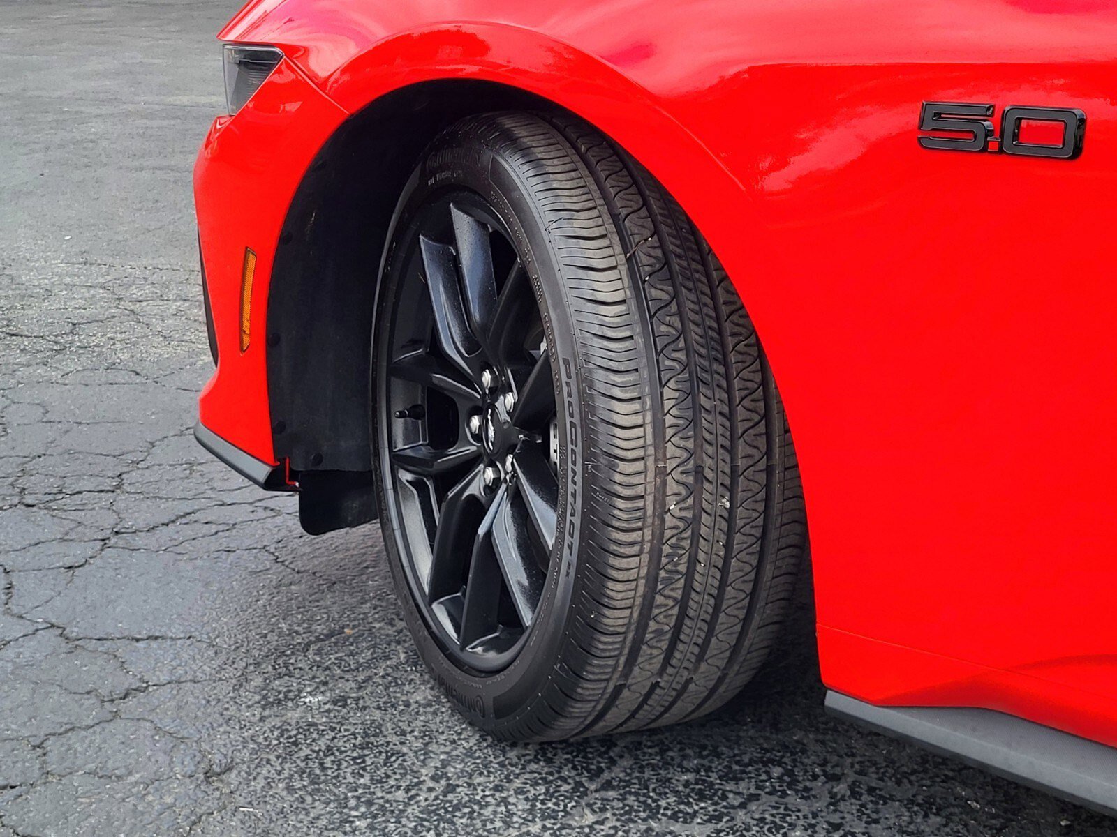 Used 2025 Ford Mustang GT Premium RWD image 32