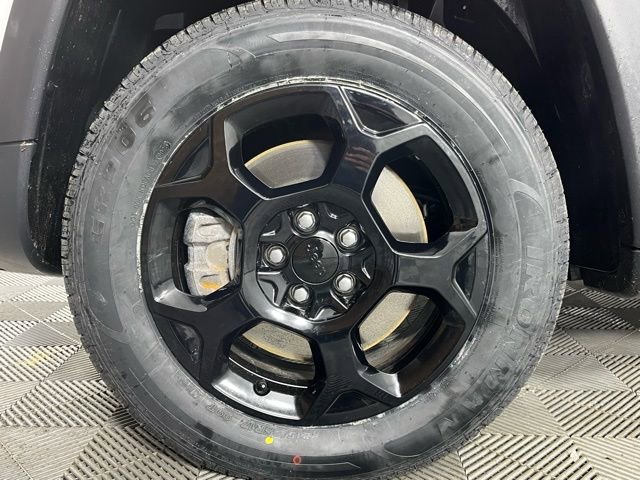 Used 2024 Jeep Compass Trailhawk image 9