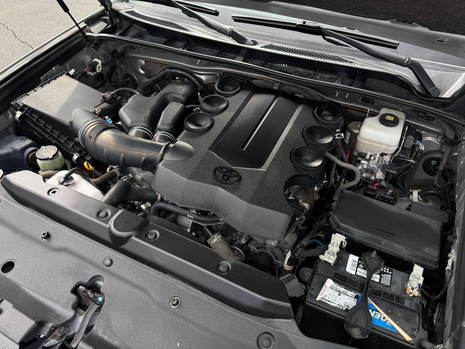 Used 2019 Toyota 4Runner SR5 AWD/4WD image 31