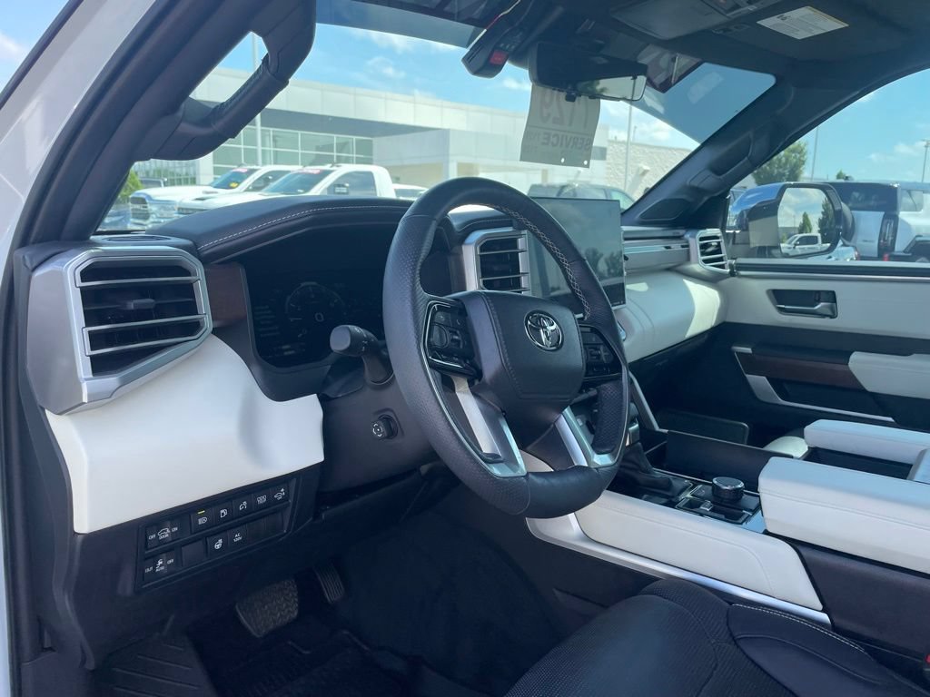Used 2024 Toyota Sequoia Capstone AWD/4WD image 9