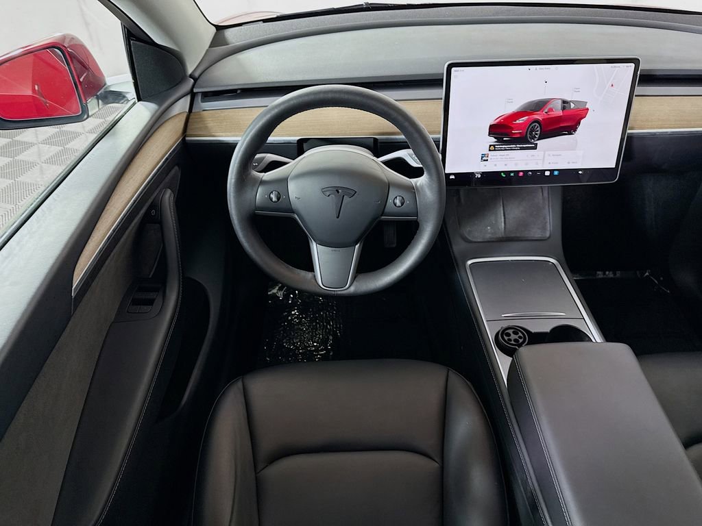 Used 2023 Tesla Model Y Long Range image 3