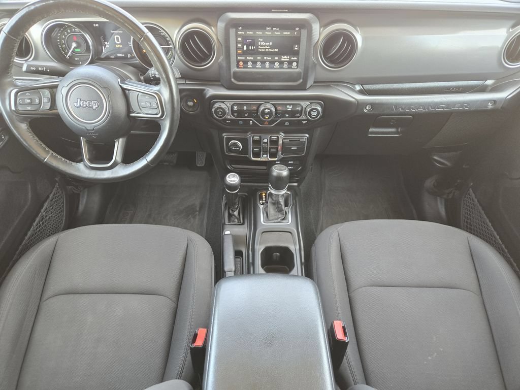Used 2023 Jeep Wrangler Unlimited w/ Cold Weather Group AWD/4WD image 28