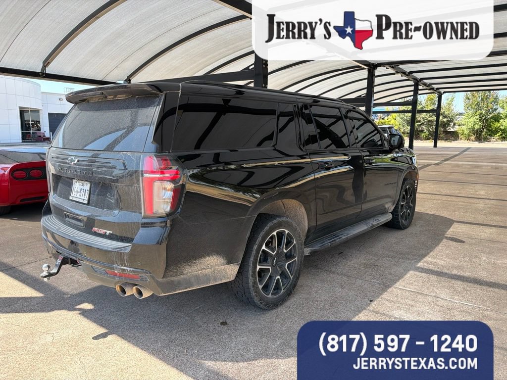 Used 2024 Chevrolet Suburban RST w/ Sport Performance Package AWD/4WD image 4