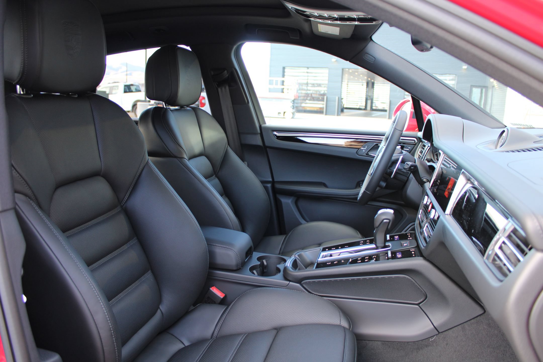 New 2026 Porsche Macan S AWD/4WD image 25