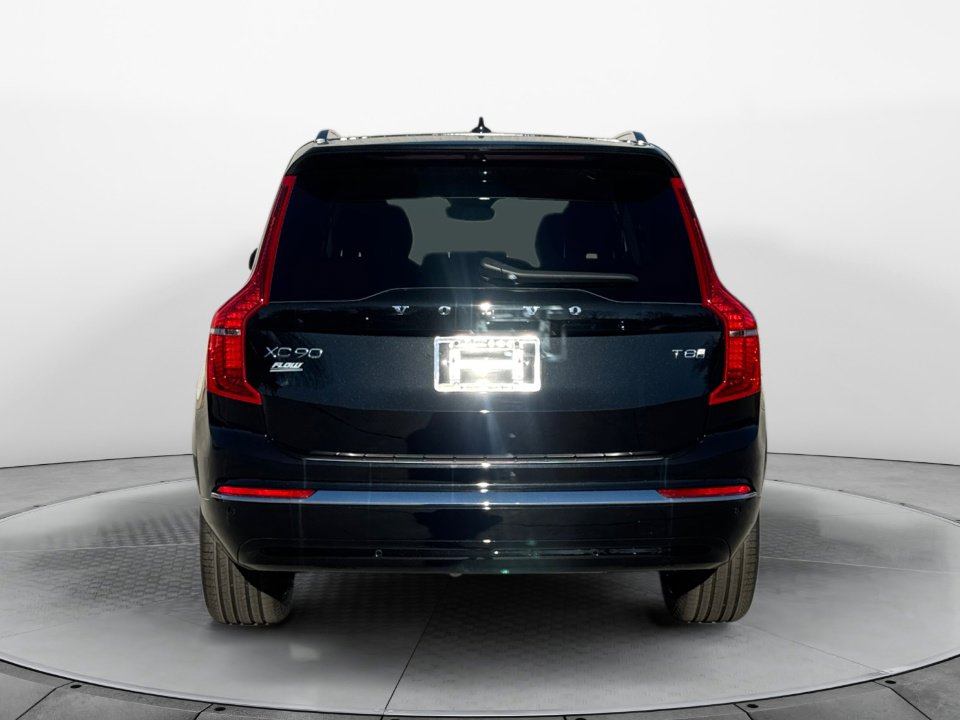 New 2025 Volvo XC90 T8 Plus w/ Protection Package Premier image 6