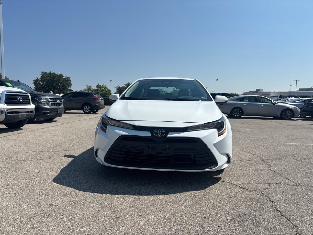 Used 2024 Toyota Corolla LE FWD image 3