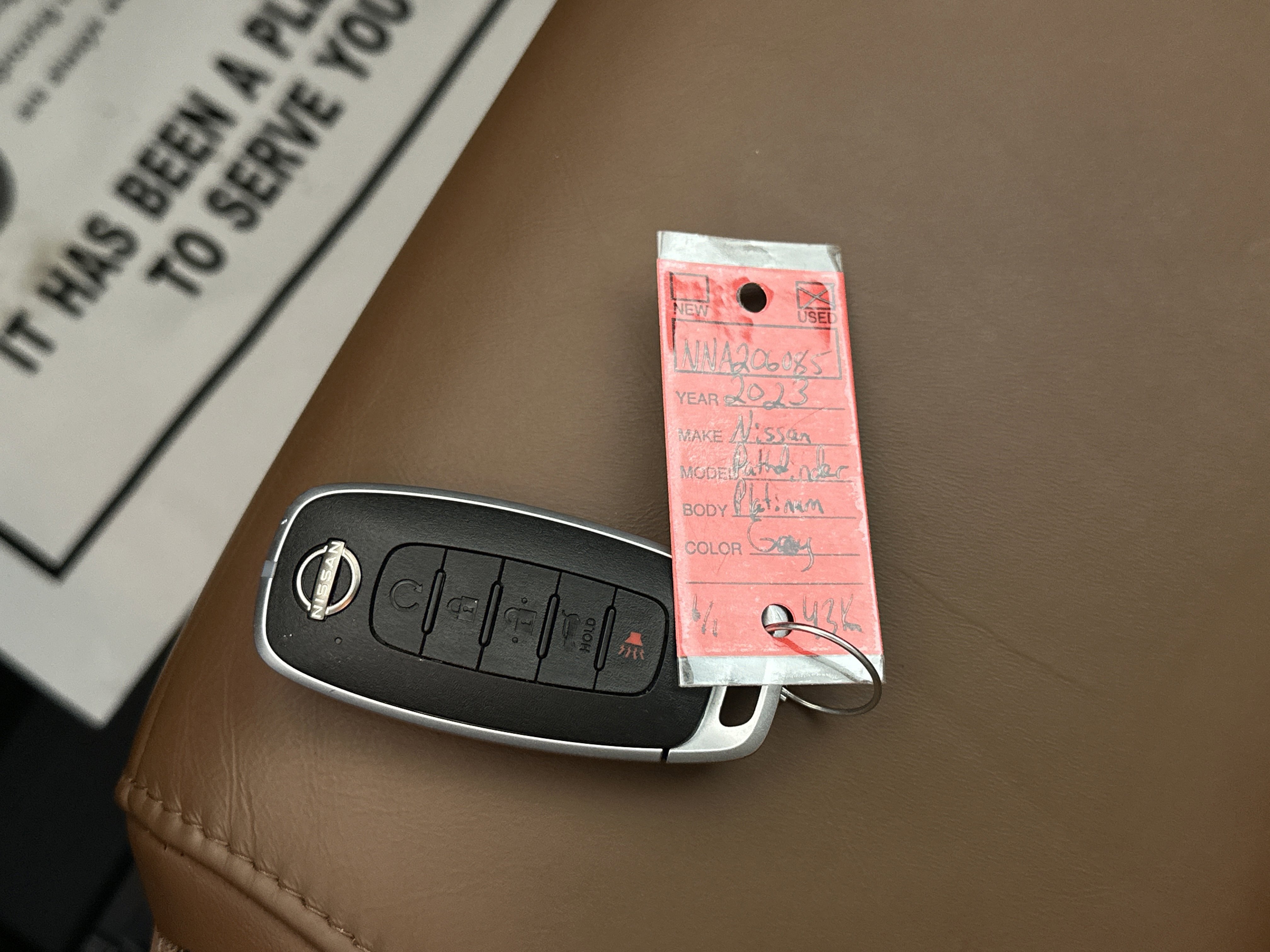 Used 2023 Nissan Pathfinder Platinum w/ Lighting Package (N93) image 33