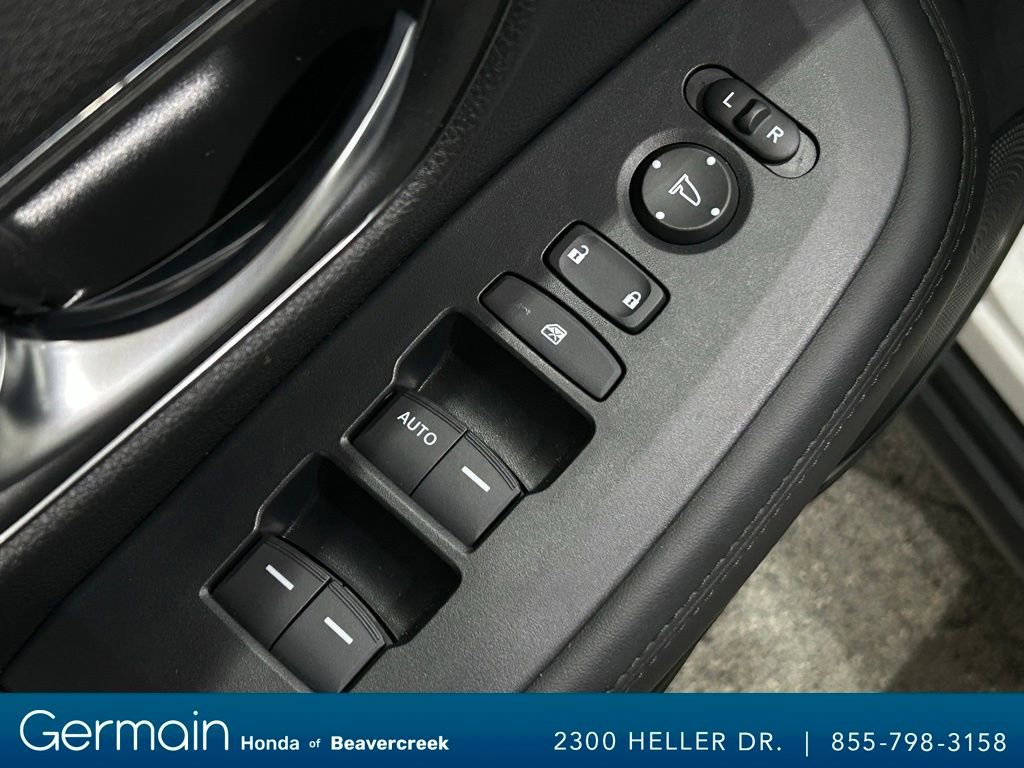 Certified 2025 Honda HR-V LX image 21