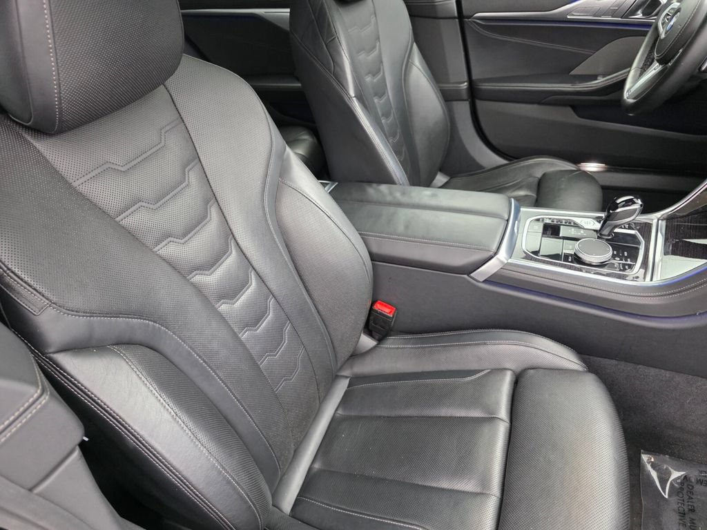 Used 2022 BMW M850i Gran Coupe xDrive w/ Comfort Seating Package AWD/4WD image 28