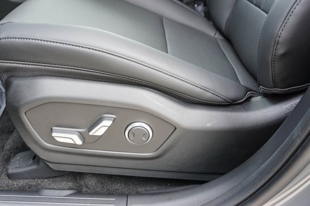 New 2026 Hyundai Santa Fe XRT image 11
