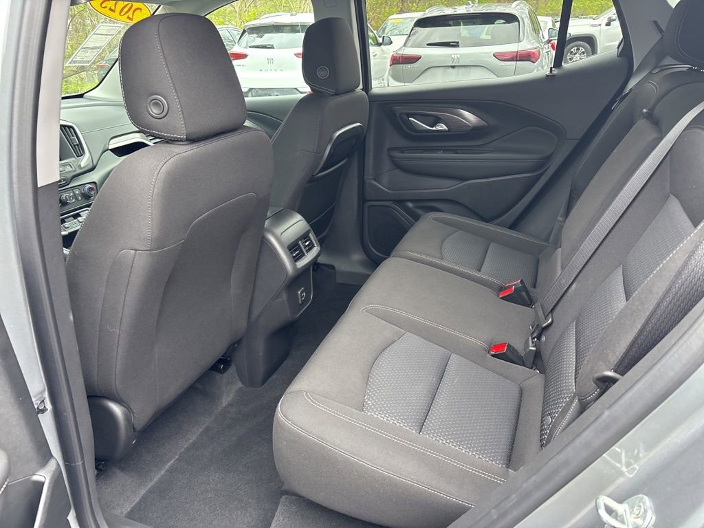 Certified 2023 GMC Terrain SLE w/ Driver Convenience Package AWD/4WD image 13
