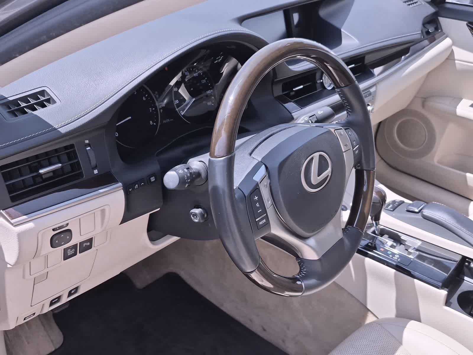 Used 2013 Lexus ES 350 w/ Luxury Pkg FWD image 10