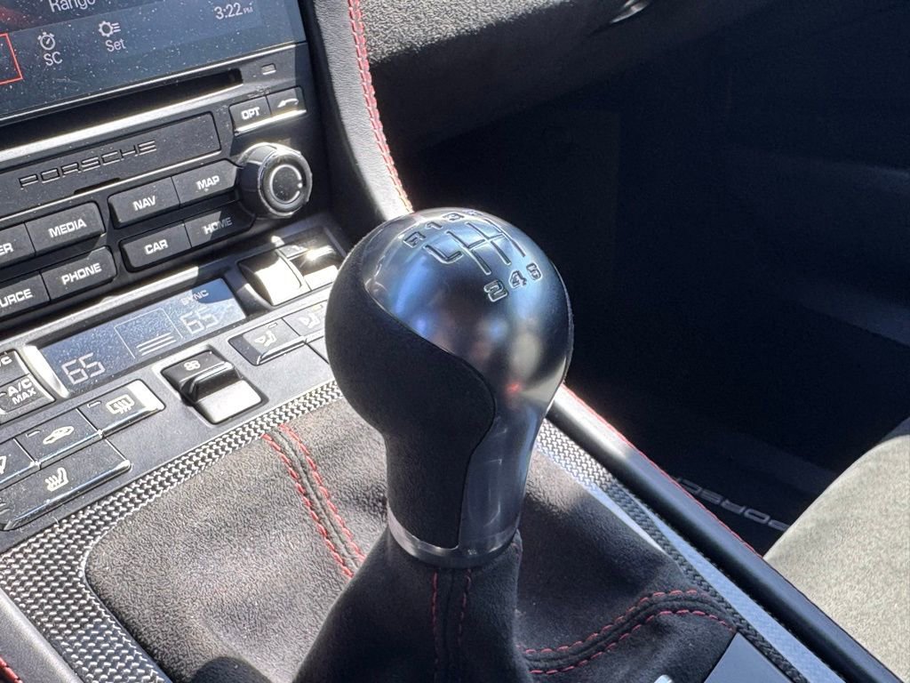 Certified 2022 Porsche 718 Cayman GT4 image 25