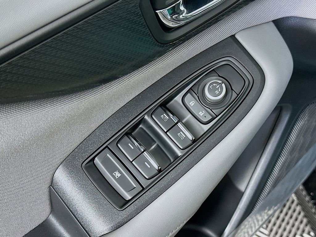 Used 2025 Subaru Legacy Premium AWD/4WD image 23