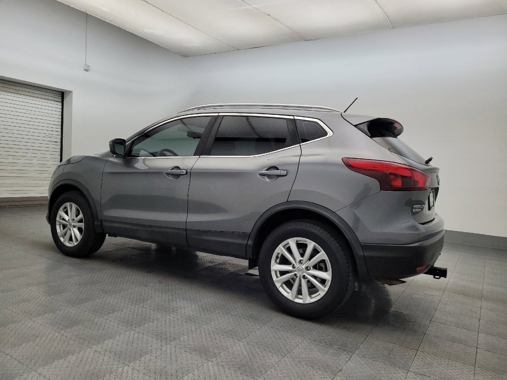 Used 2017 Nissan Rogue Sport SV image 3