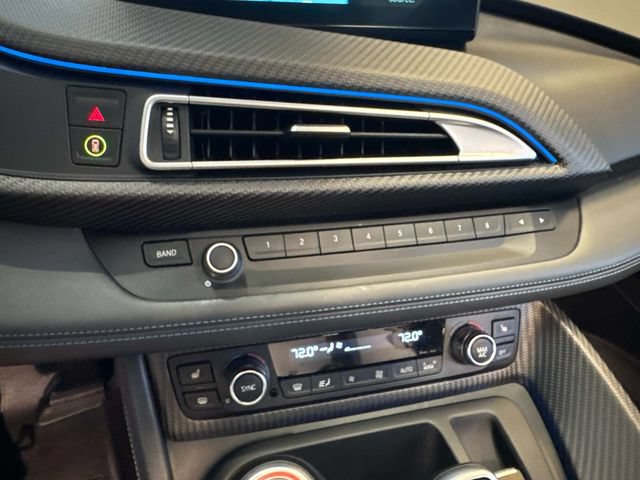 Used 2019 BMW i8 Roadster AWD/4WD image 15