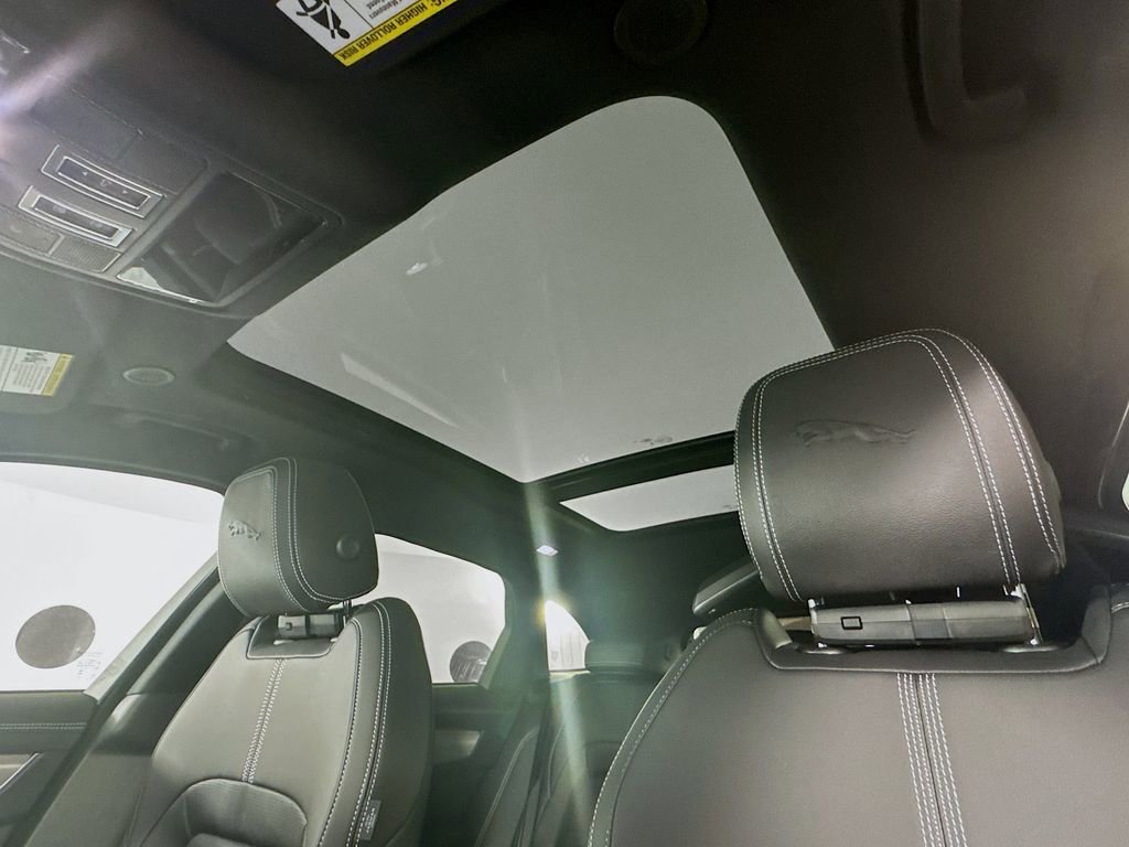 New 2026 Jaguar F-PACE R-Dynamic S image 21