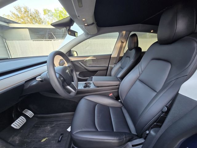 Used 2023 Tesla Model Y Performance image 4