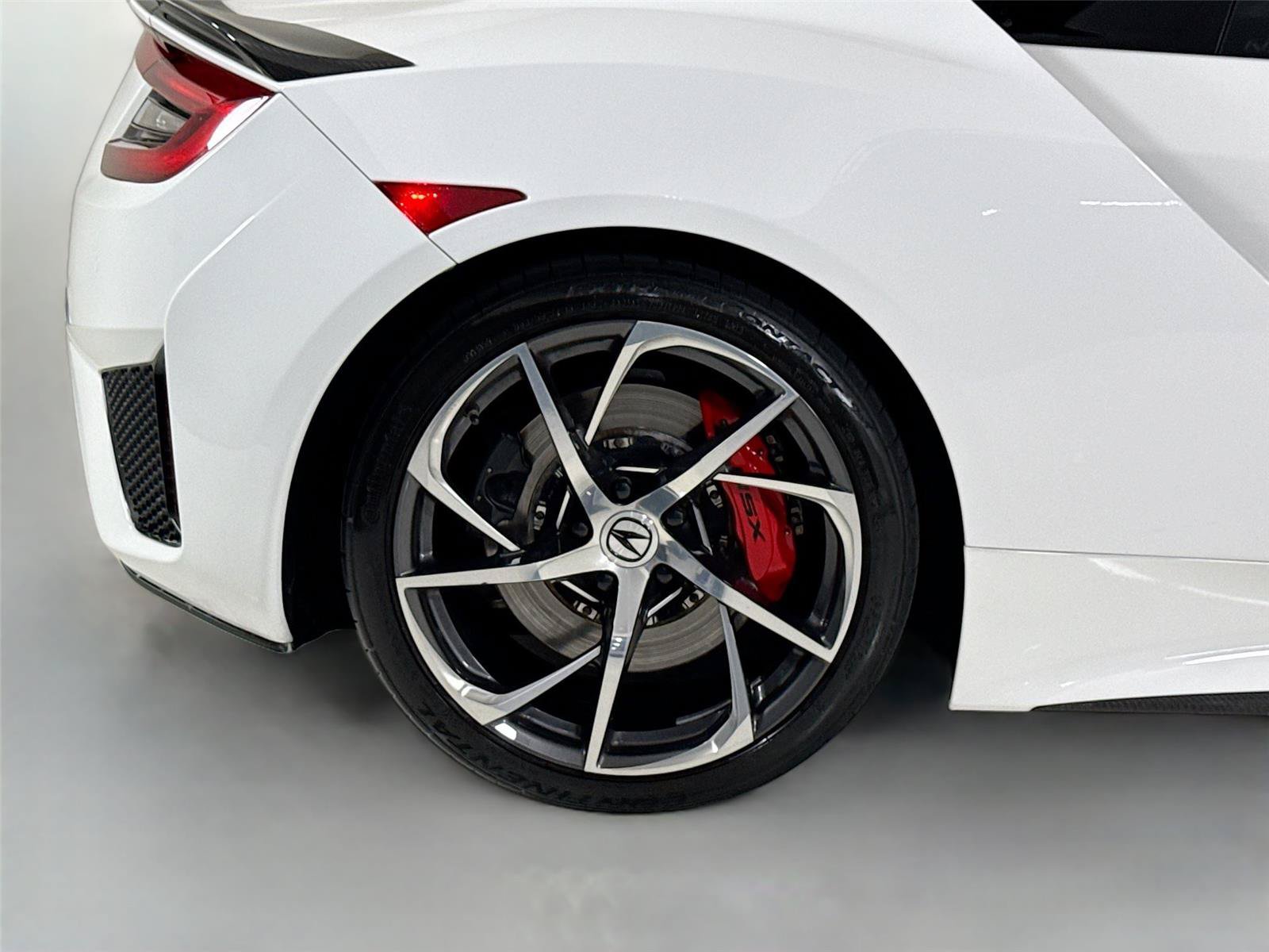 Used 2020 Acura NSX AWD/4WD image 33