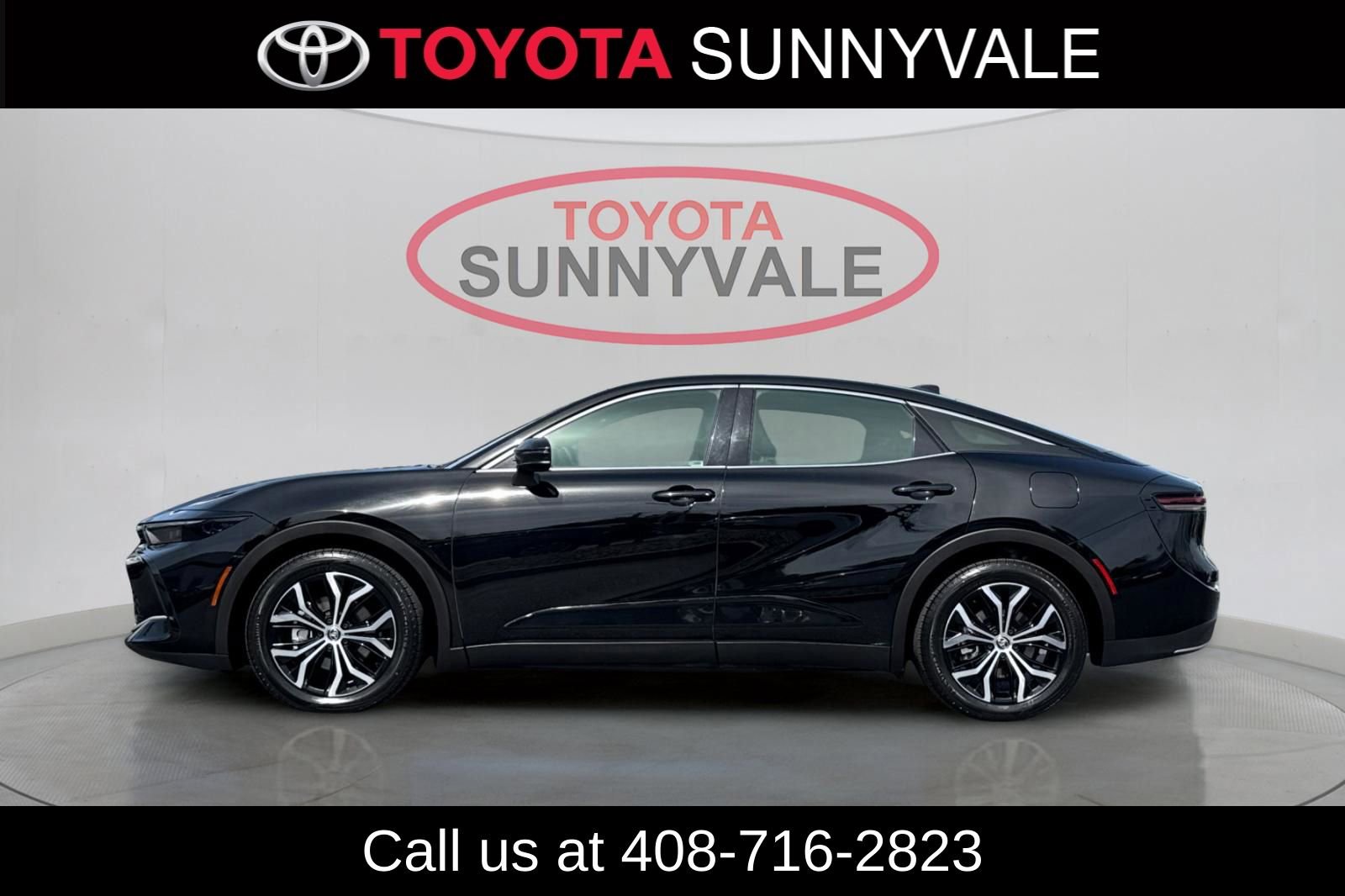 Certified 2024 Toyota Crown Limited image 7