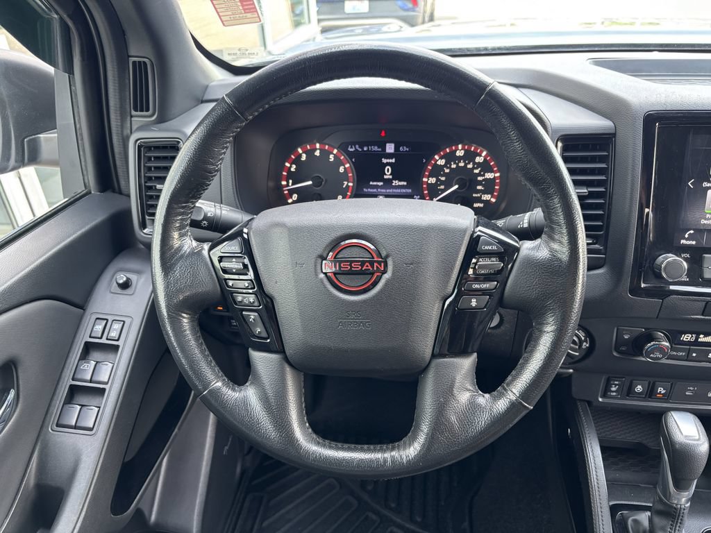 Used 2022 Nissan Frontier PRO-4X AWD/4WD image 13