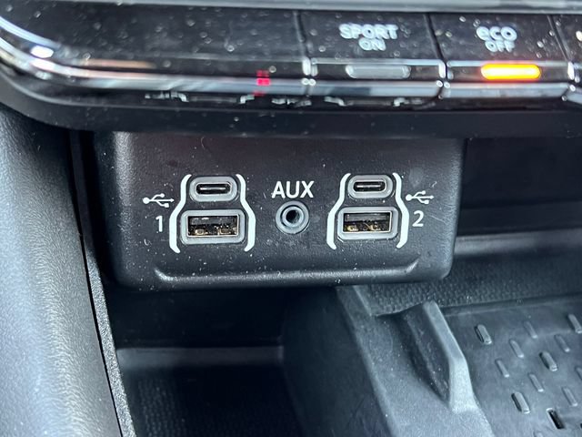 Used 2025 Dodge Durango R/T AWD/4WD image 32