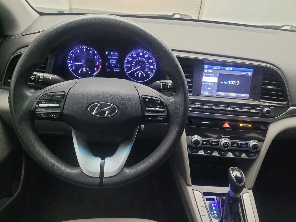 Used 2020 Hyundai Elantra SEL image 22