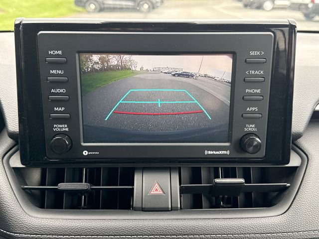 Used 2021 Toyota RAV4 XLE AWD/4WD image 31