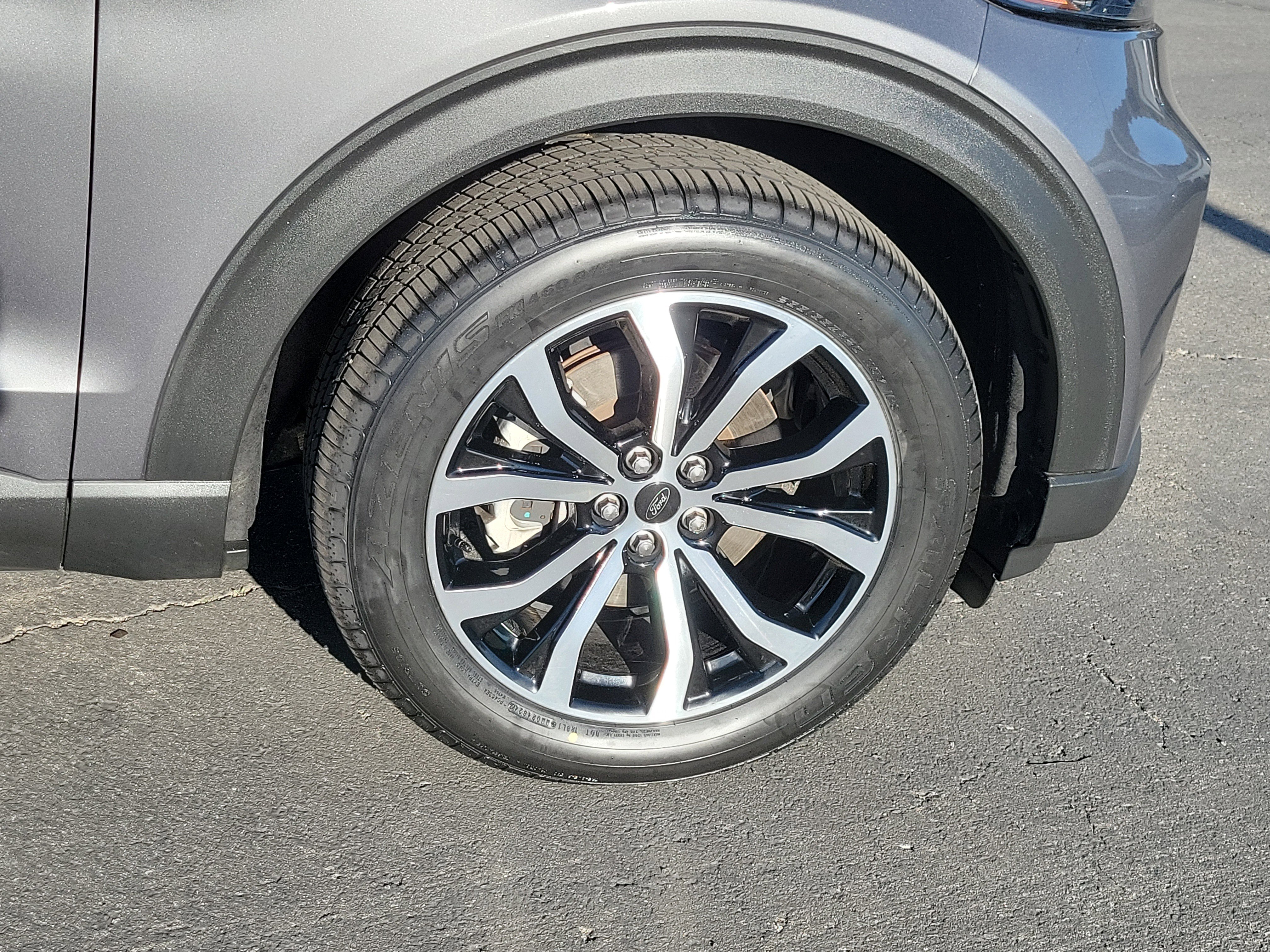 Certified 2022 Ford Explorer ST-Line w/ Class IV Trailer Tow Package image 15