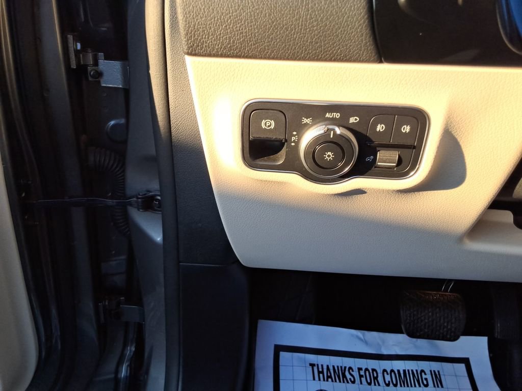 Certified 2023 Mercedes-Benz GLA 250 4MATIC image 19