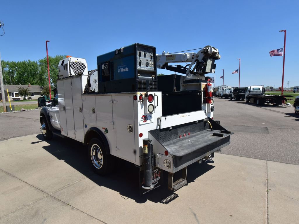Used 2014 Ford F550 4x4 Regular Cab Super Duty image 8