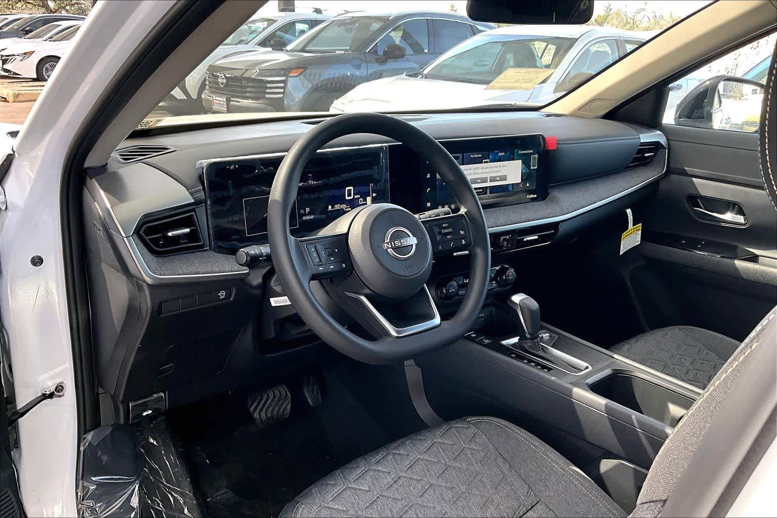New 2026 Nissan Kicks SV image 10
