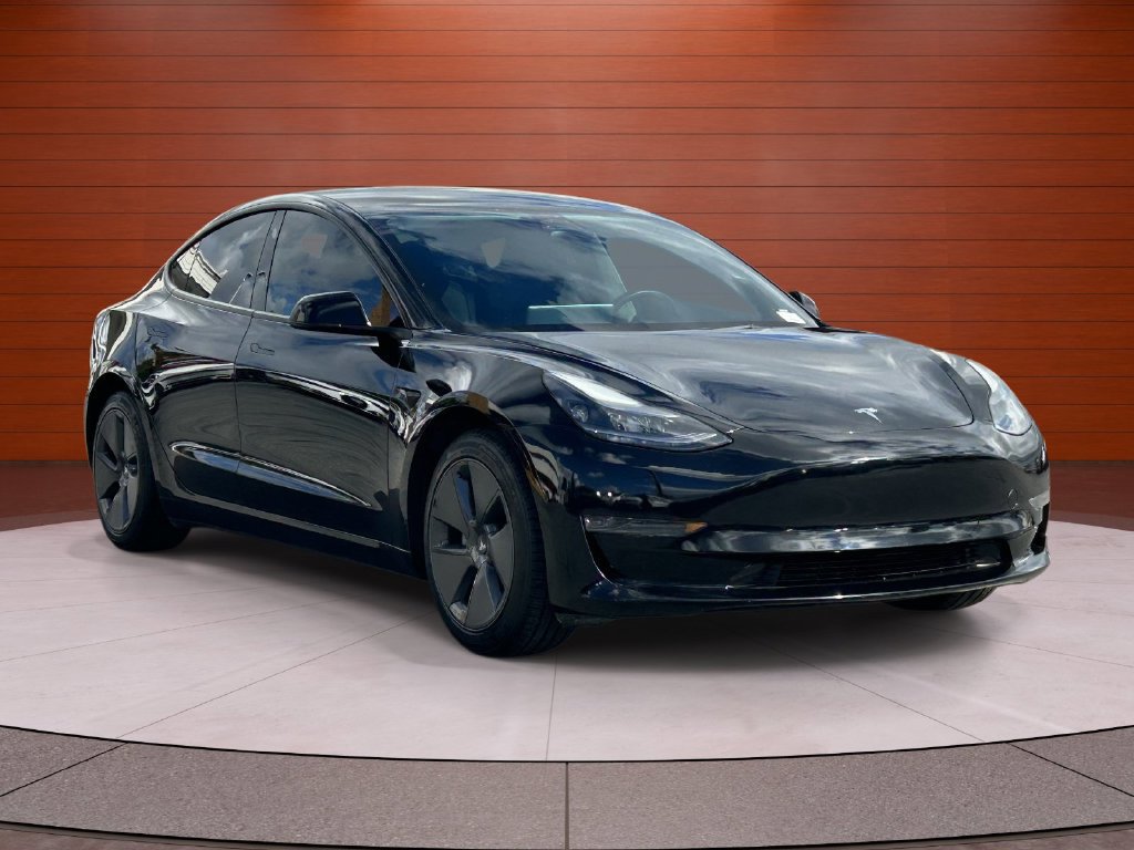 Used 2023 Tesla Model 3 Standard Range RWD image 5