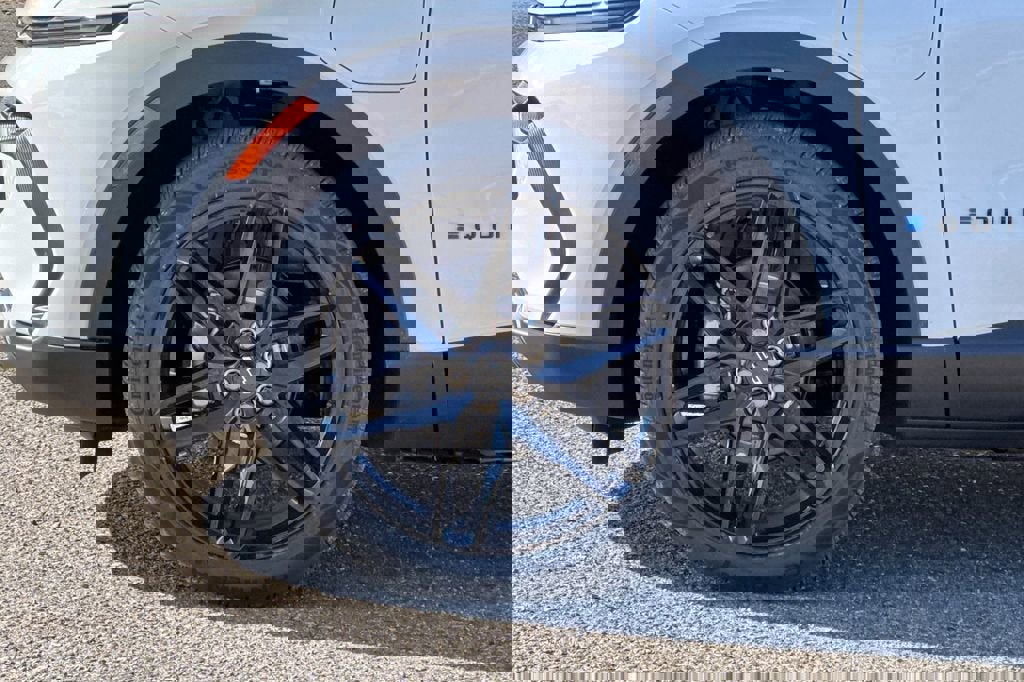 New 2026 Chevrolet Equinox EV LT w/ LPO, Blackout Package image 25