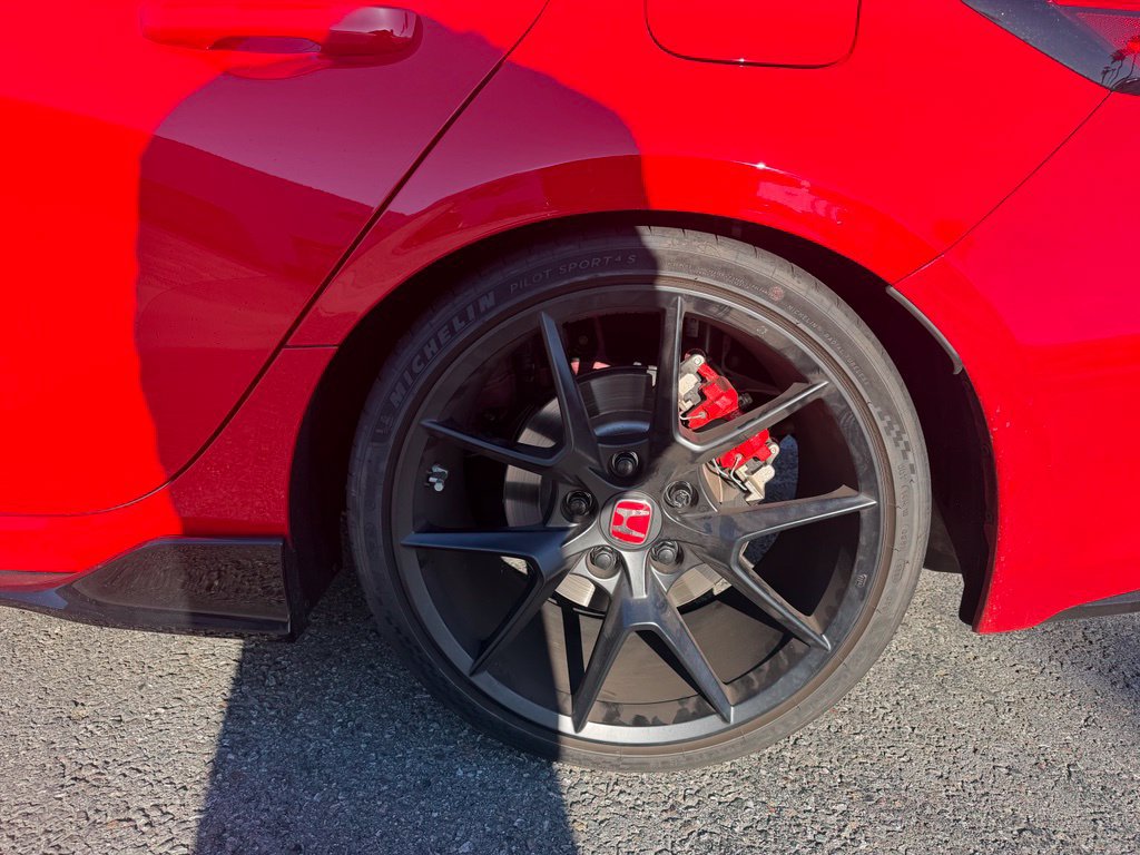 Used 2025 Honda Civic Type R image 2